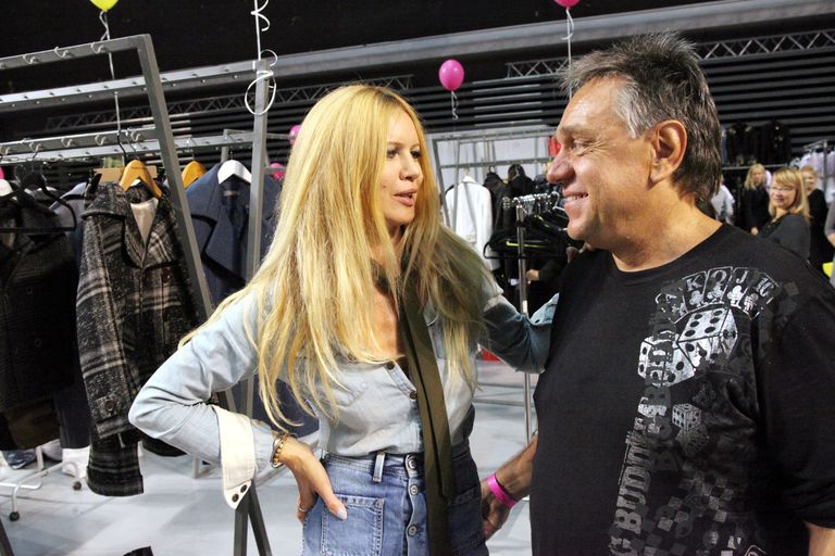Stilist Jana Hallas Buduaari turul koos Star FMi hommikuprogrammi juhi Allan Roosilehega