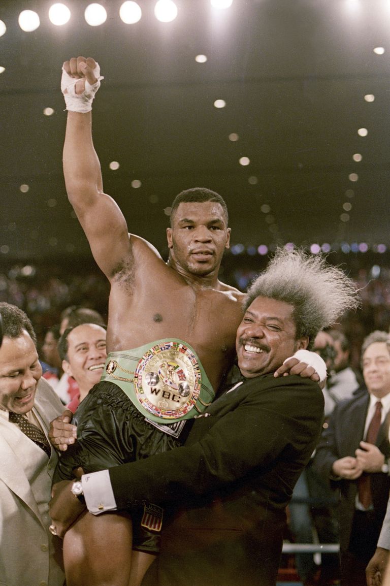 Läbi aegade noorim raskekaalupoksi maailmameister Mike Tyson. Foto: