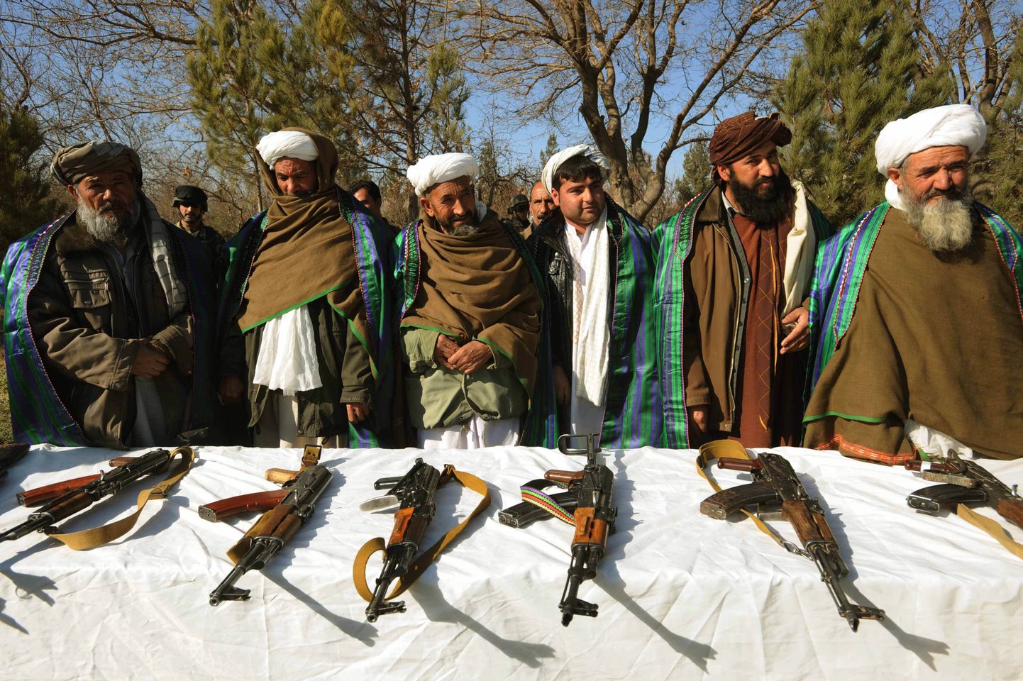 Talibani võitlejad, kes 29. detsembril Herati provintsis valitsuse poolele üle minna otsustasid.
