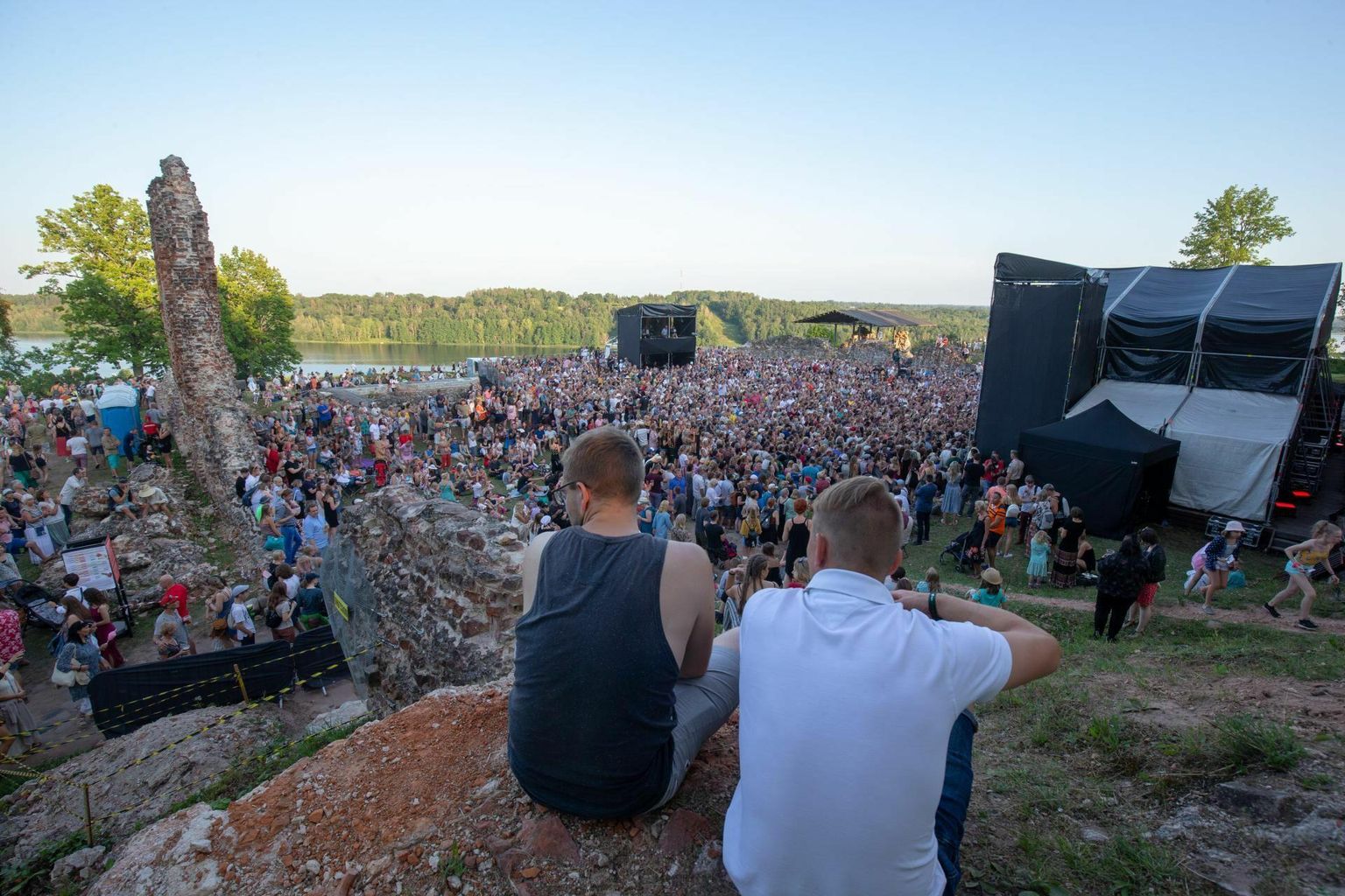 27. pärimusmuusika festivali (2019) kontserdid lossimägede lavadel olid ootuspäraselt rahvarohked.