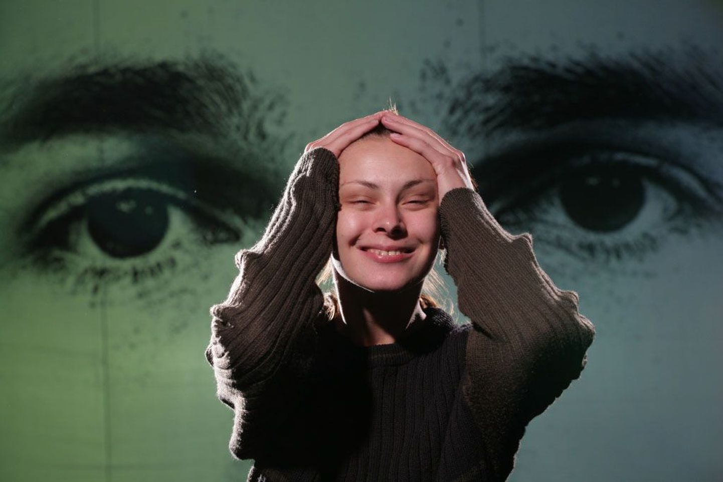 Vene näitlejanna Marina Kartseva Uljanovski draamateatrist toob Pärnusse lavastuse “Nataša unistus”. Nukker lugu räägib täiskasvanute ellu astuvast lastekodutüdrukust, keda pole kunagi armastatud ning kelle armastust ei vaja keegi.
