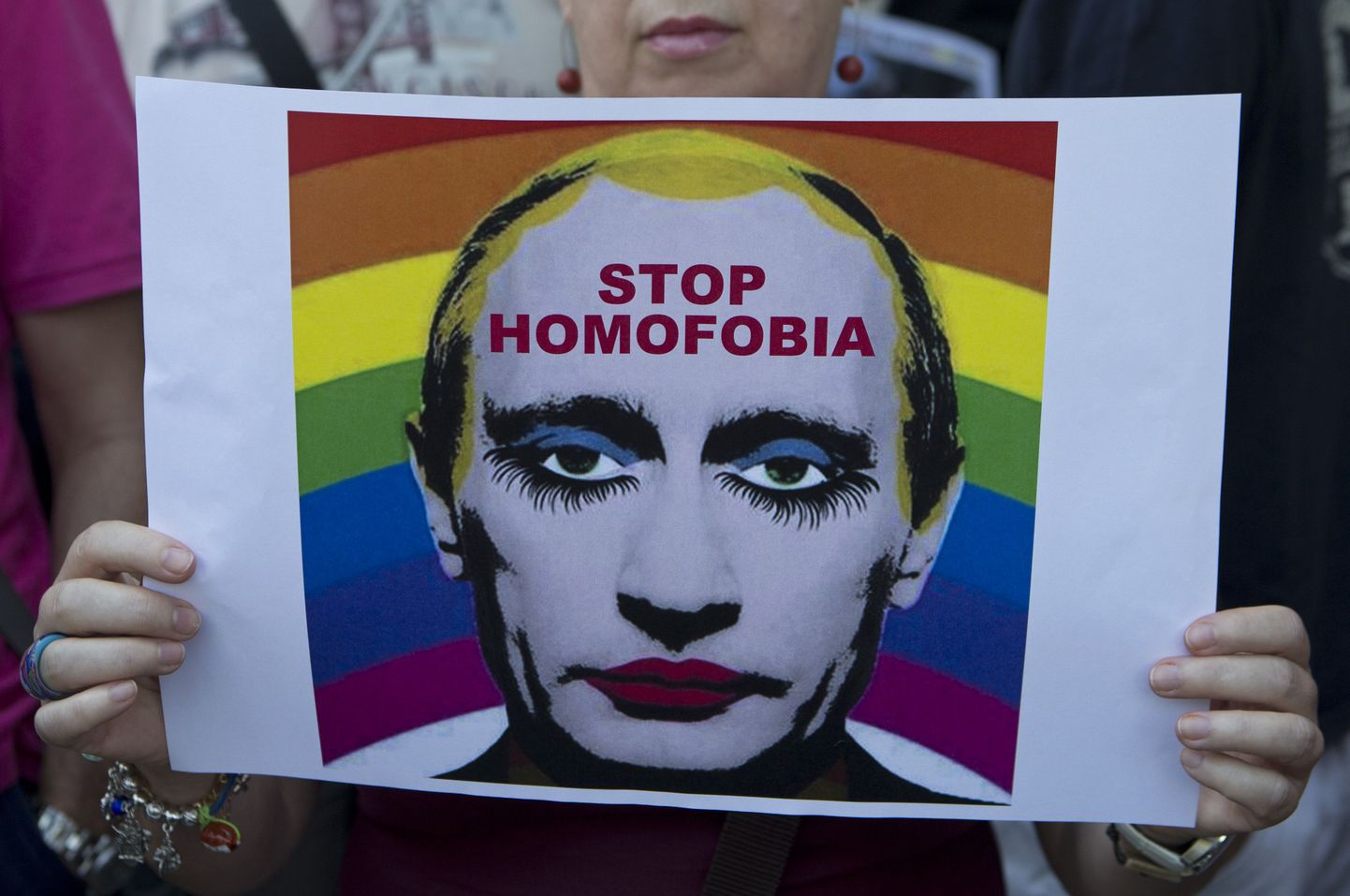 ÜRO nõuab Venemaalt homopropagandat keelavate seaduste tühistamist. Plakatil on kujutataud Venemaa presidenti Vladimir Putinit