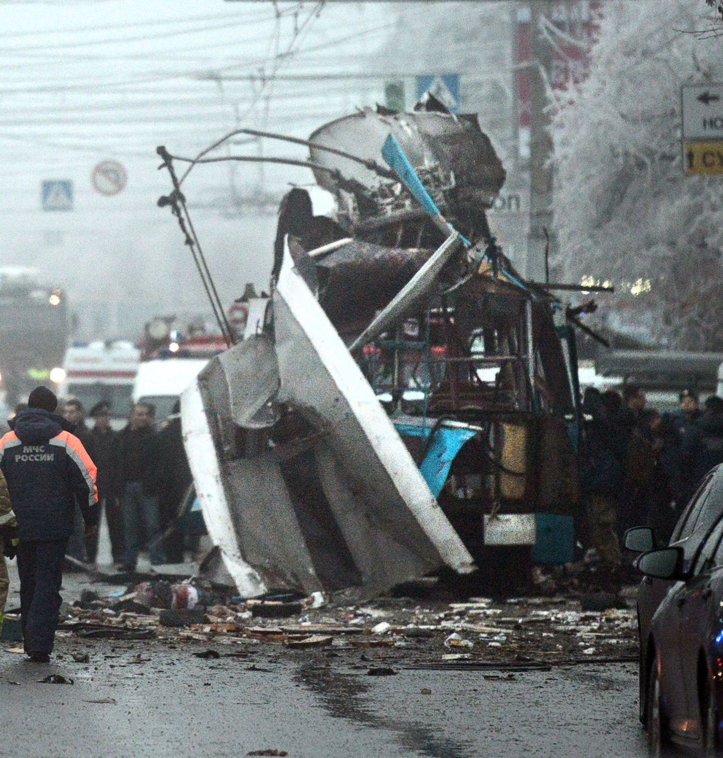 Утром 30 декабря в волгоградском троллейбусе прогремел взрыв.