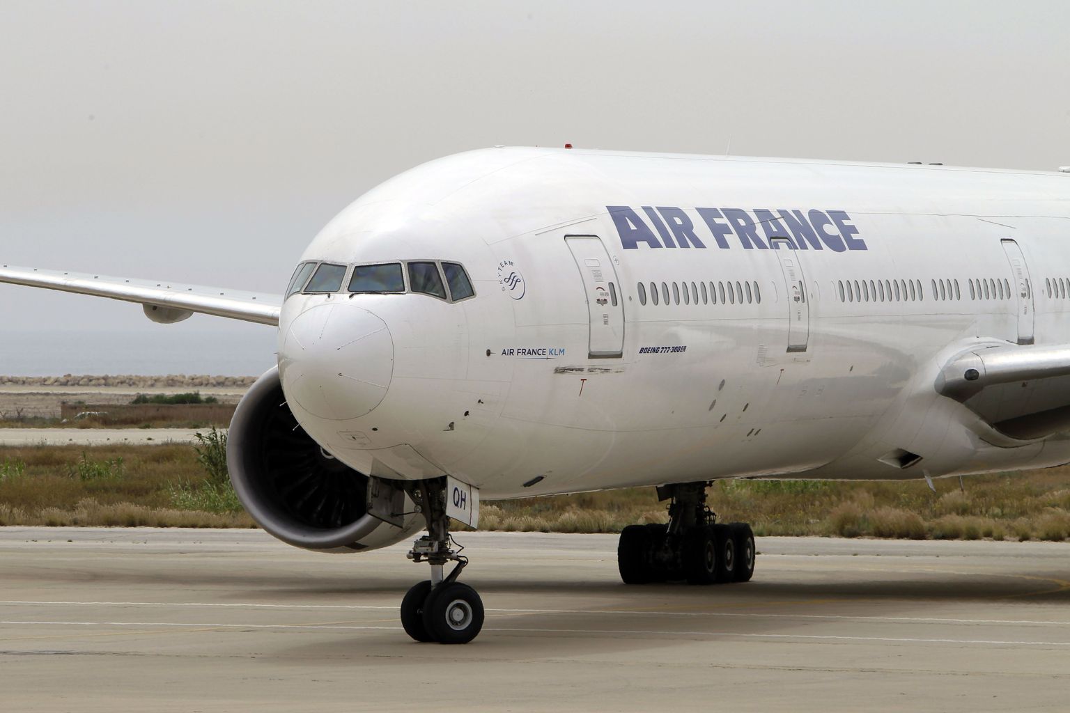 Air France`i stjuardess röövis reisijaid