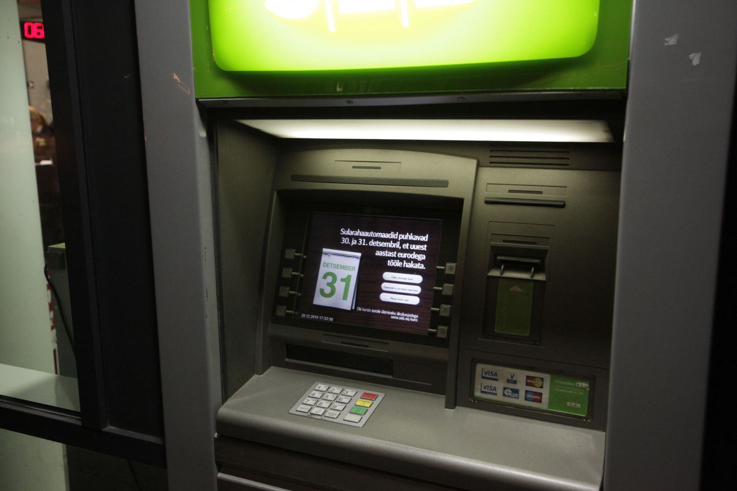 Kuna Kehna pangaautomaadis tehti alla 1500 tehingu kuus, siis ei tasunud pangaautomaadi olemasolu ära.