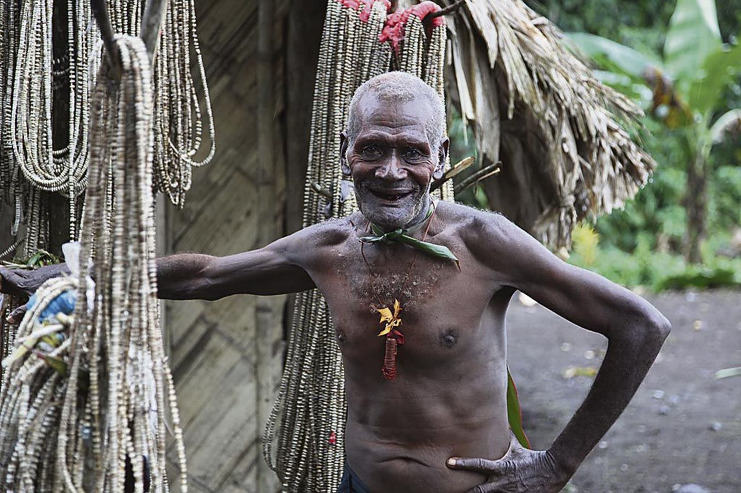 Paul Wolfframi filmi “Stori Tumbuna: esivanemate lood”, mis näitab laki rahva elu Paapua Uus-Guineas, saab festivalil näha 6. juulil Pärnu raekojas.