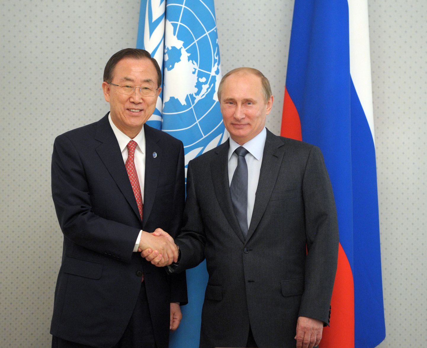 Ban Ki-moon ja Vladimir Putin