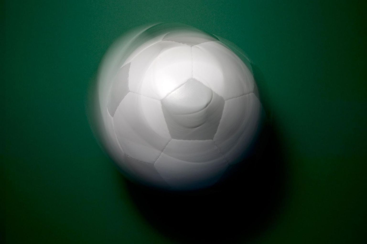 Jalgpall. Foto on illustreeriv.