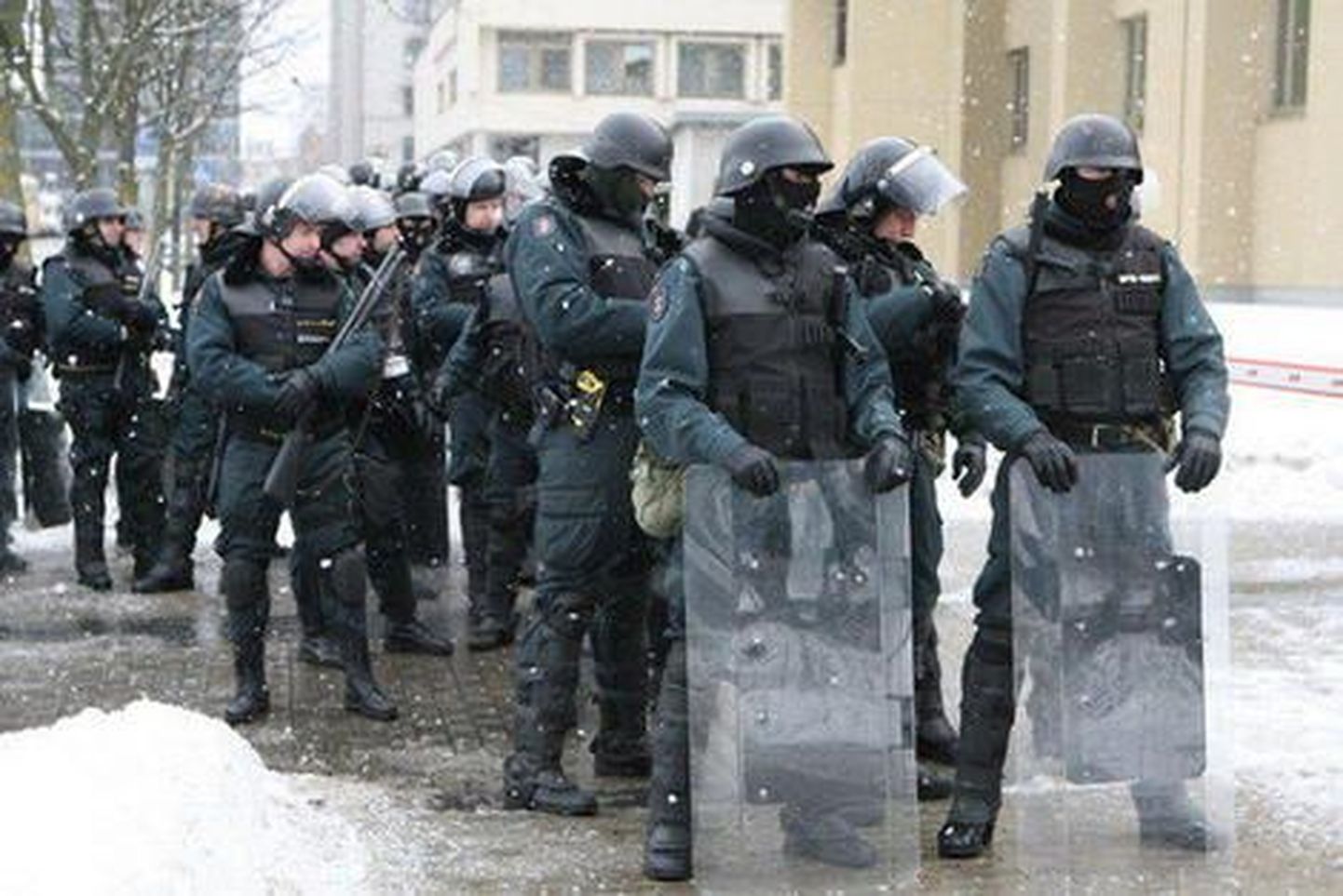 Литовский спецназ на месте событий.