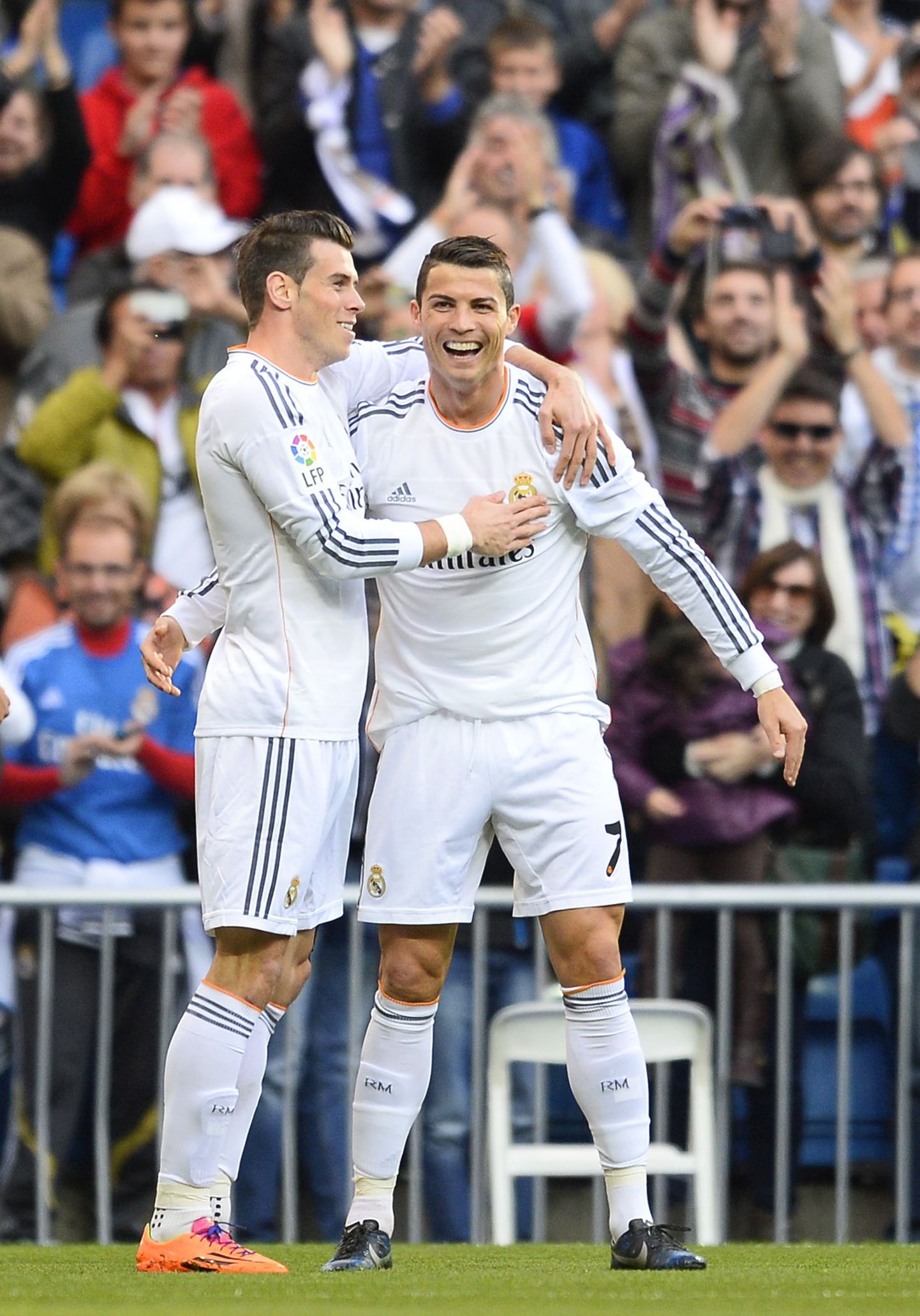 Gareth Bale (vasakul) ja Cristiano Ronaldo Madridi eest ei mänginud ja meeskond oli hädas 3. liiga klubi vastu.