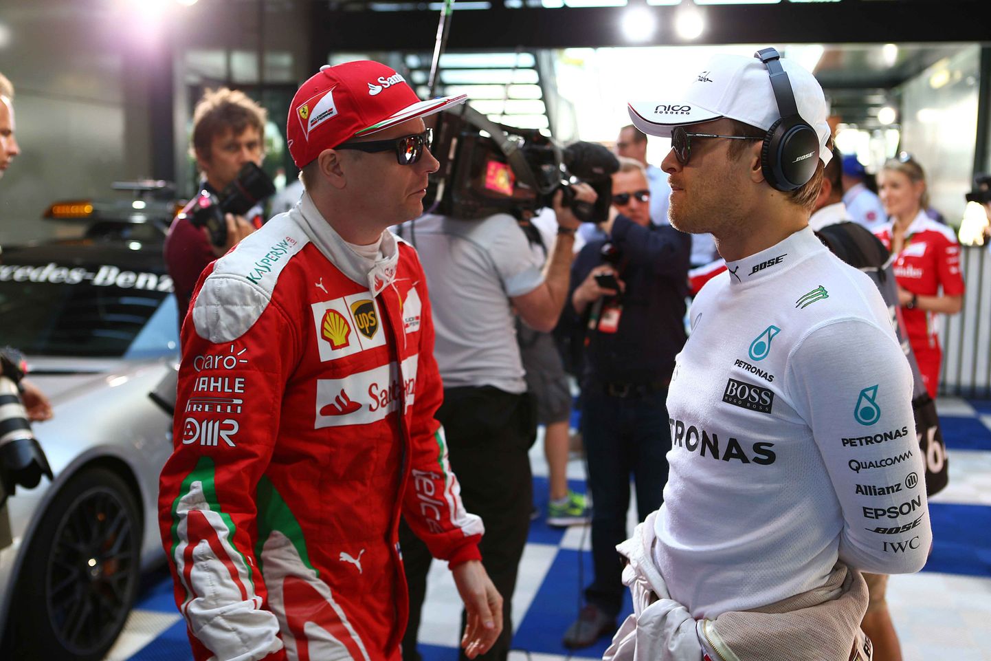 Nico Rosberg ja Kimi Räikkönen.
