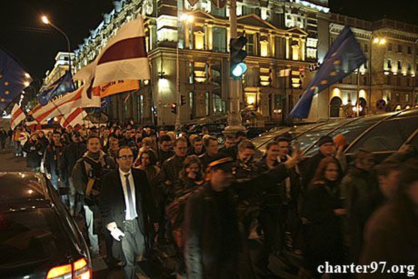 Valgevene opositsiooni poolehoidjate meeleavaldus Minskis.