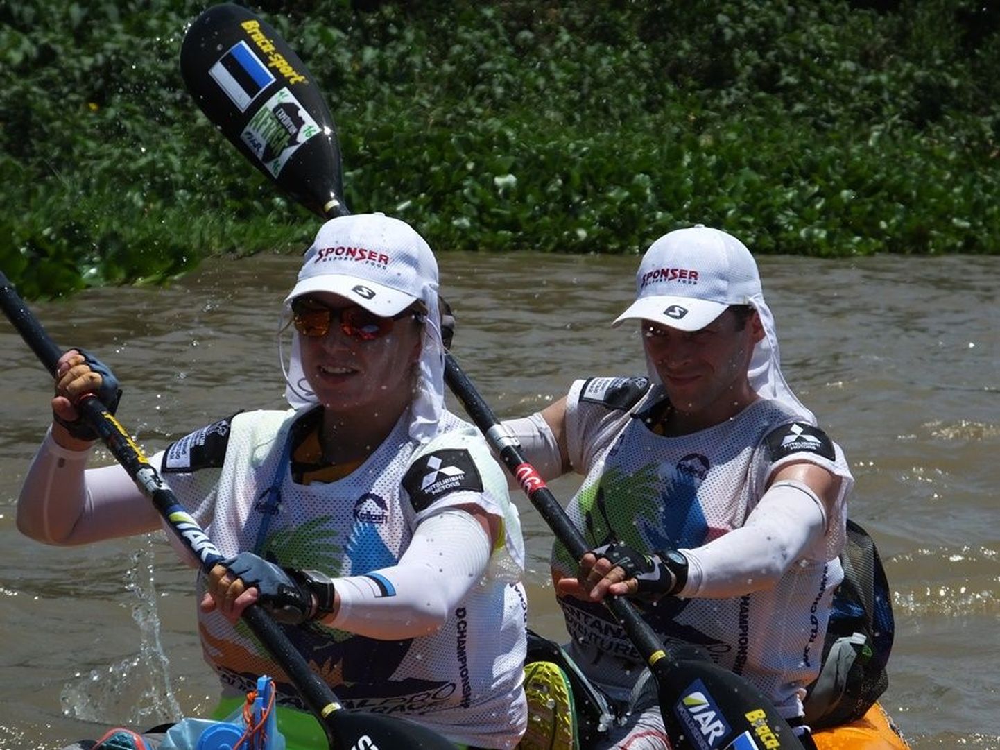 Mariann Sulg ja Silver Eensaar MMi esimesel etapil aerutamas.