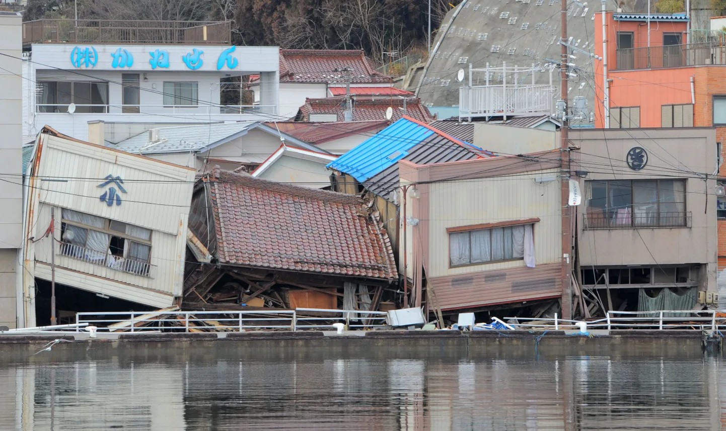 Looduskatastroofis kannatada saanud majad Miyagi prefektuuris Kesennumas