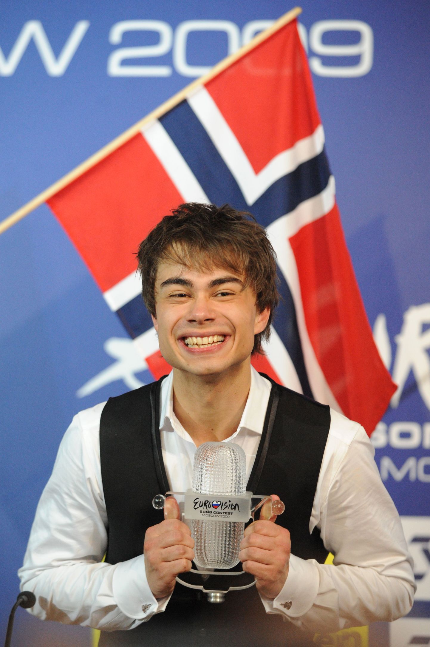 Александр Рыбак после победы на «Евровидении-2009».