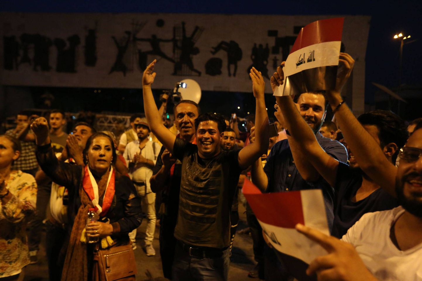 Iraaklased Bagdadi tänaval.
