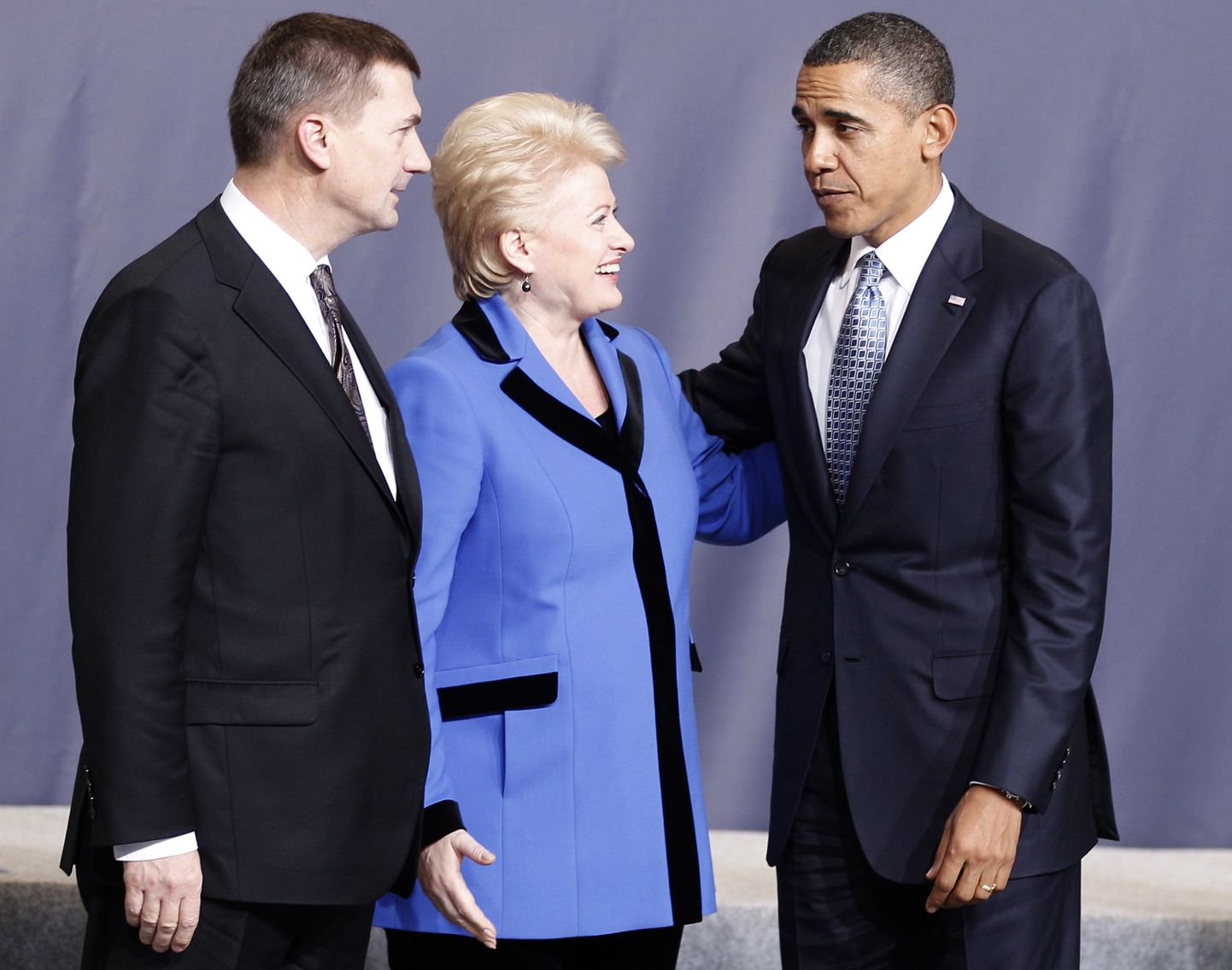 Eesti peaminister Andrus Ansip, Leedu president Dalia Grybauskaite ja USA riigipea Barack Obama.