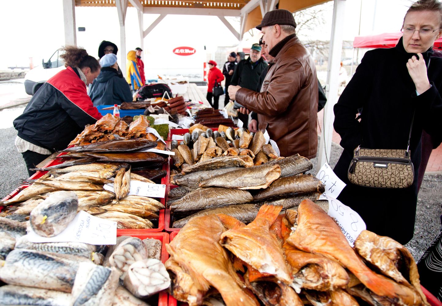 Рыбный рынок в Таллинне.