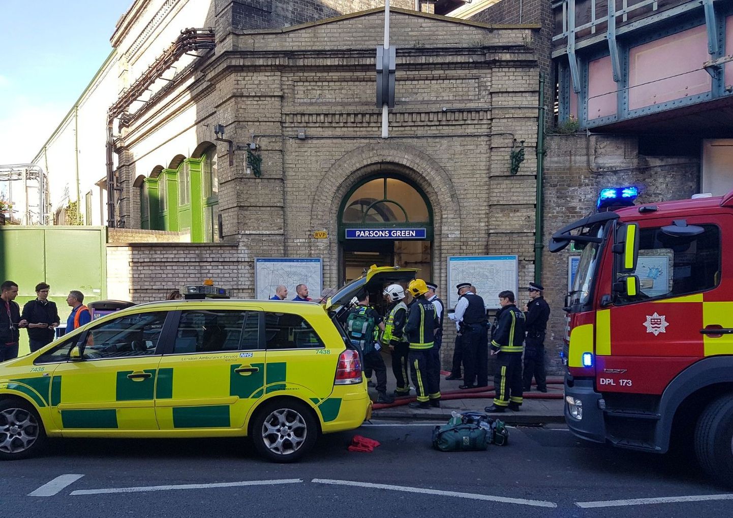 Londoni terrorirünnakus sai viga vähemalt 29 inimest.