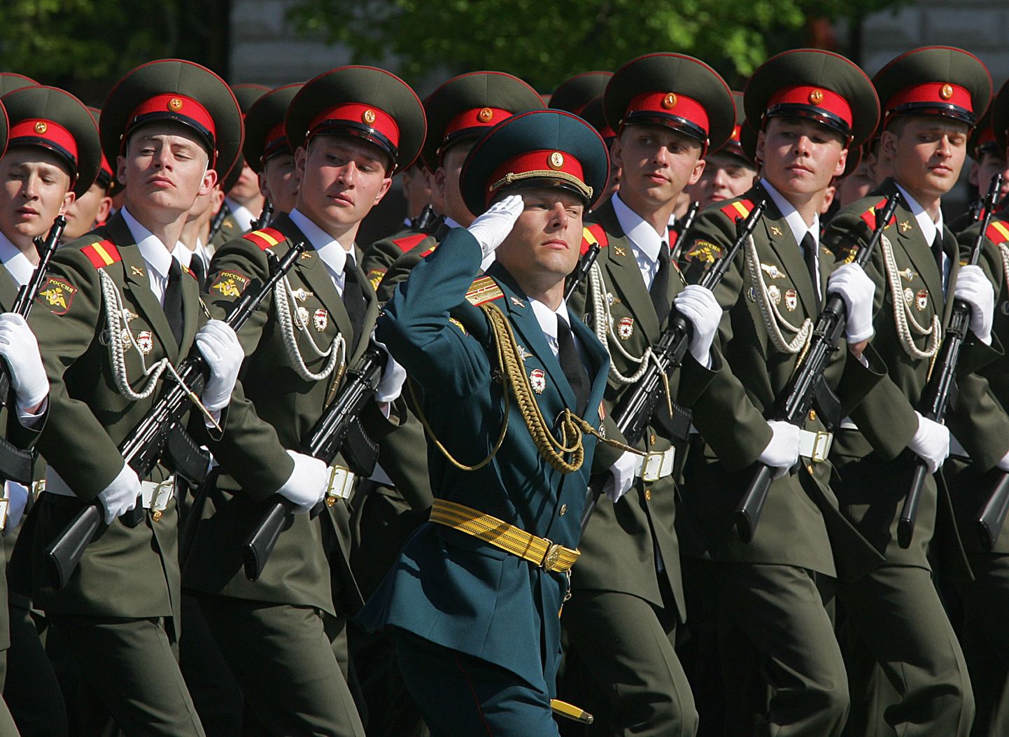 Vene sõjaväelased 9. mai paraadil Moskvas Punasel väljakul.