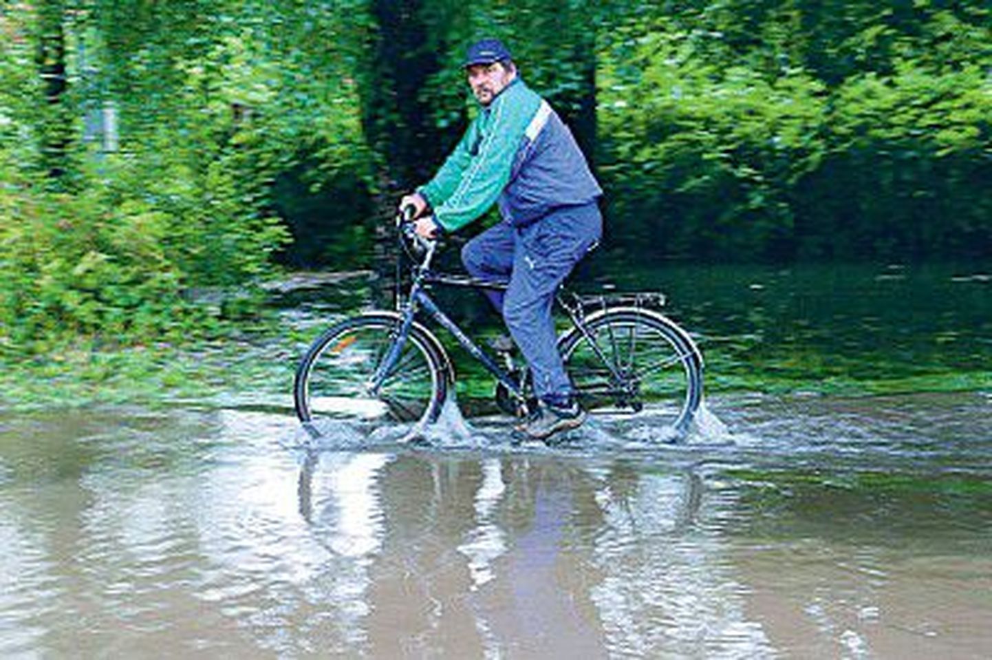Mõnel pool Jõhvis oleks kohane jalgratas mõne veesõiduki vastu välja vahetada.