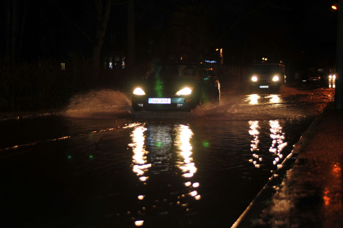 Mere puistee on Pärnus üks esimesi tänavaid, mis veetõusuga uppuma hakkab.