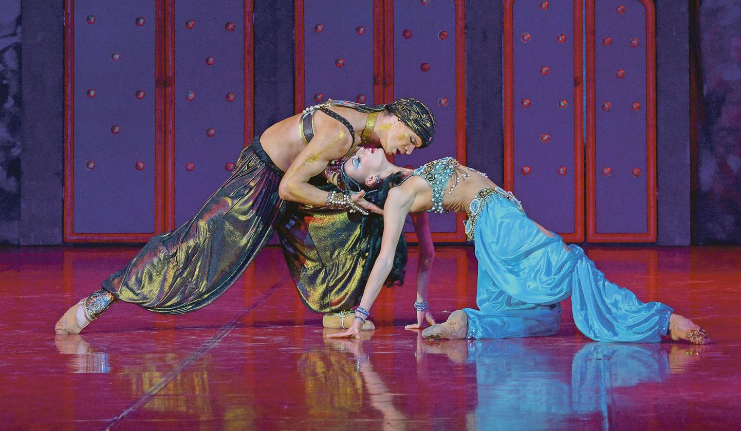 «Шехеразада» на музыку 
Римского-Корсакова, 
шедевр хореографа Михаила Фокина, восстановлен 
Андрисом Лиепа.