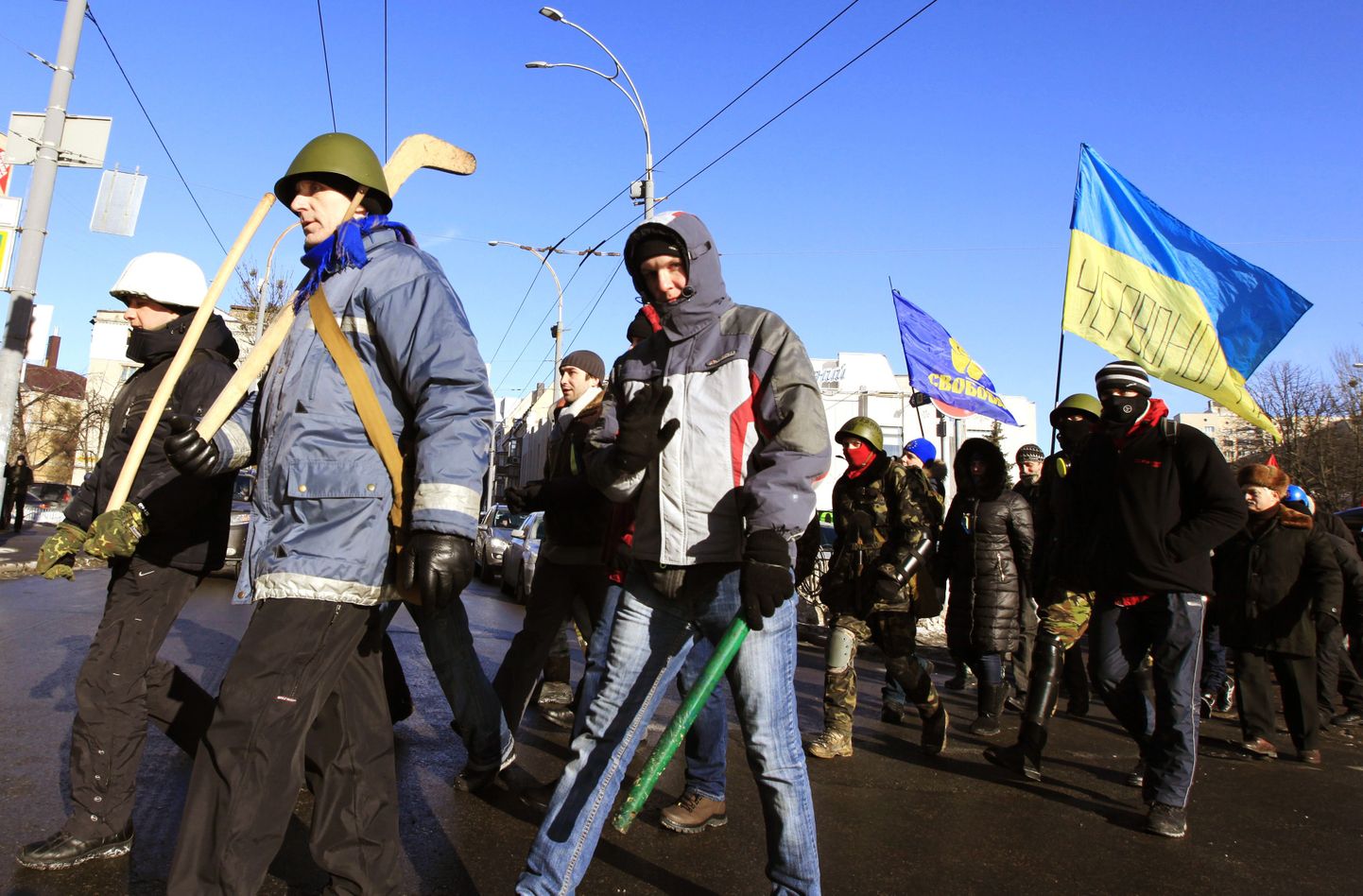 Valitsusvastased aktivistid marssisid Kiievi kesklinnas ka 4. veebruaril.