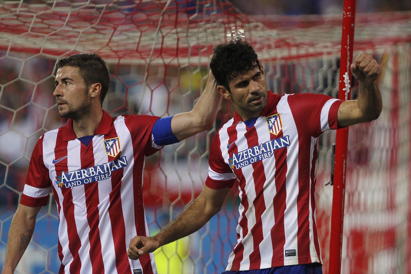 Diego Costa (paremal) tähistamas Elche vastu löödud väravat.
