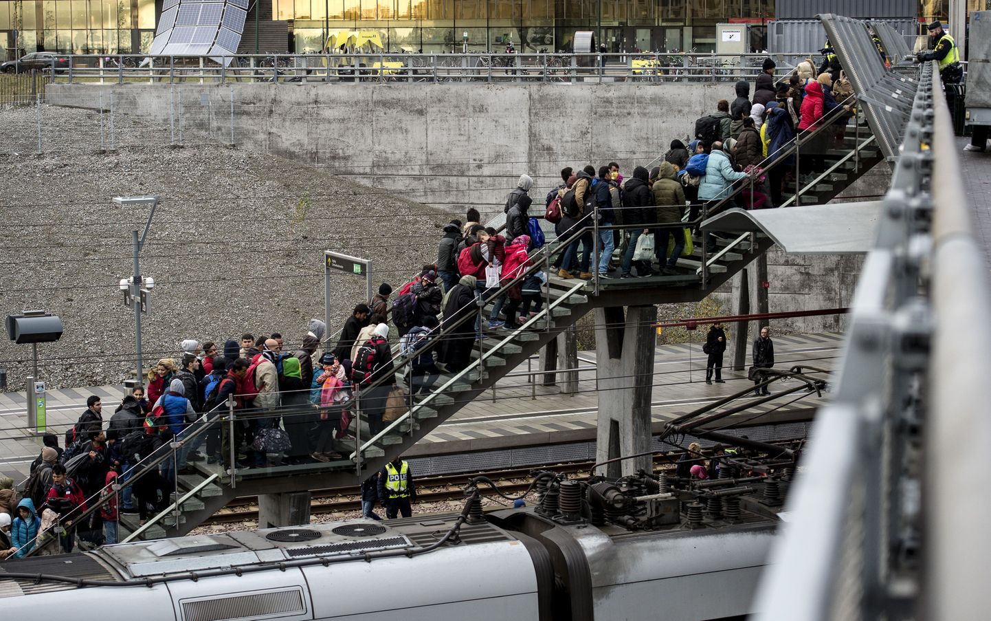 Migrandid ja varjupaigataotlejad Hyllie rongijaamas Rootsis, kuhu nad saabuvad rongidega Taanist.