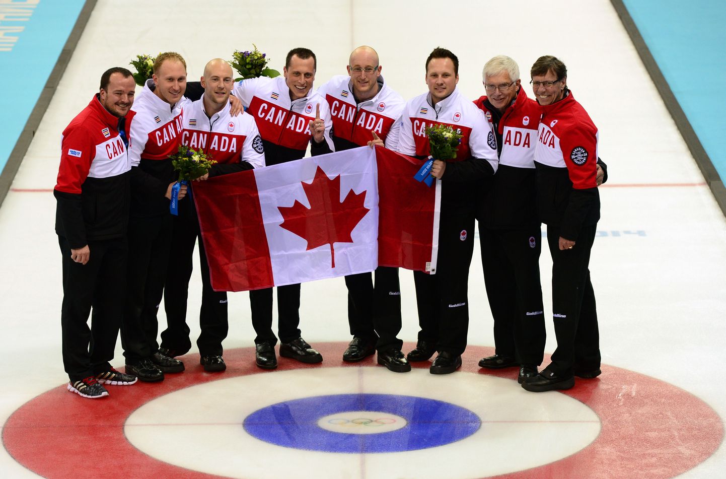 Võidukas Kanada curlingumeeskond.