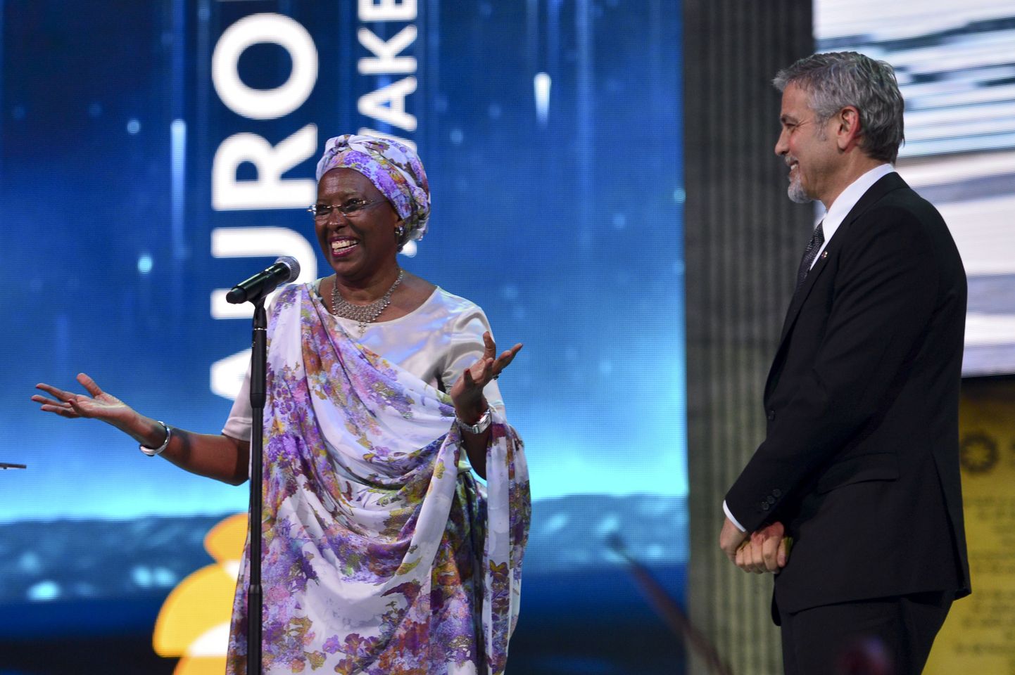 Eelmise Aurora auhinna laureaat Marguerite Barankitse ja näitleja George Clooney
