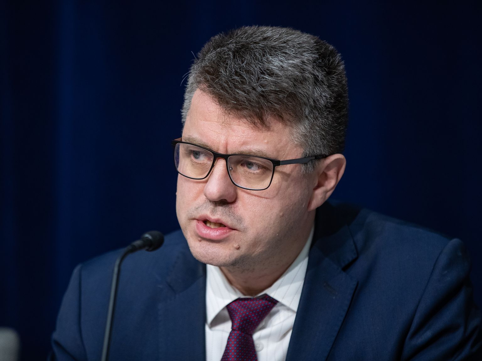 Urmas Reinsalu väitel ei pea inimesed kartma Eesti liikumist autoritaarsuse suunas.