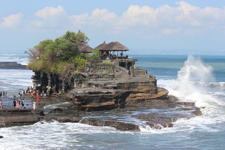 Bali saare Tanah Loti tempel / wikipedia.org