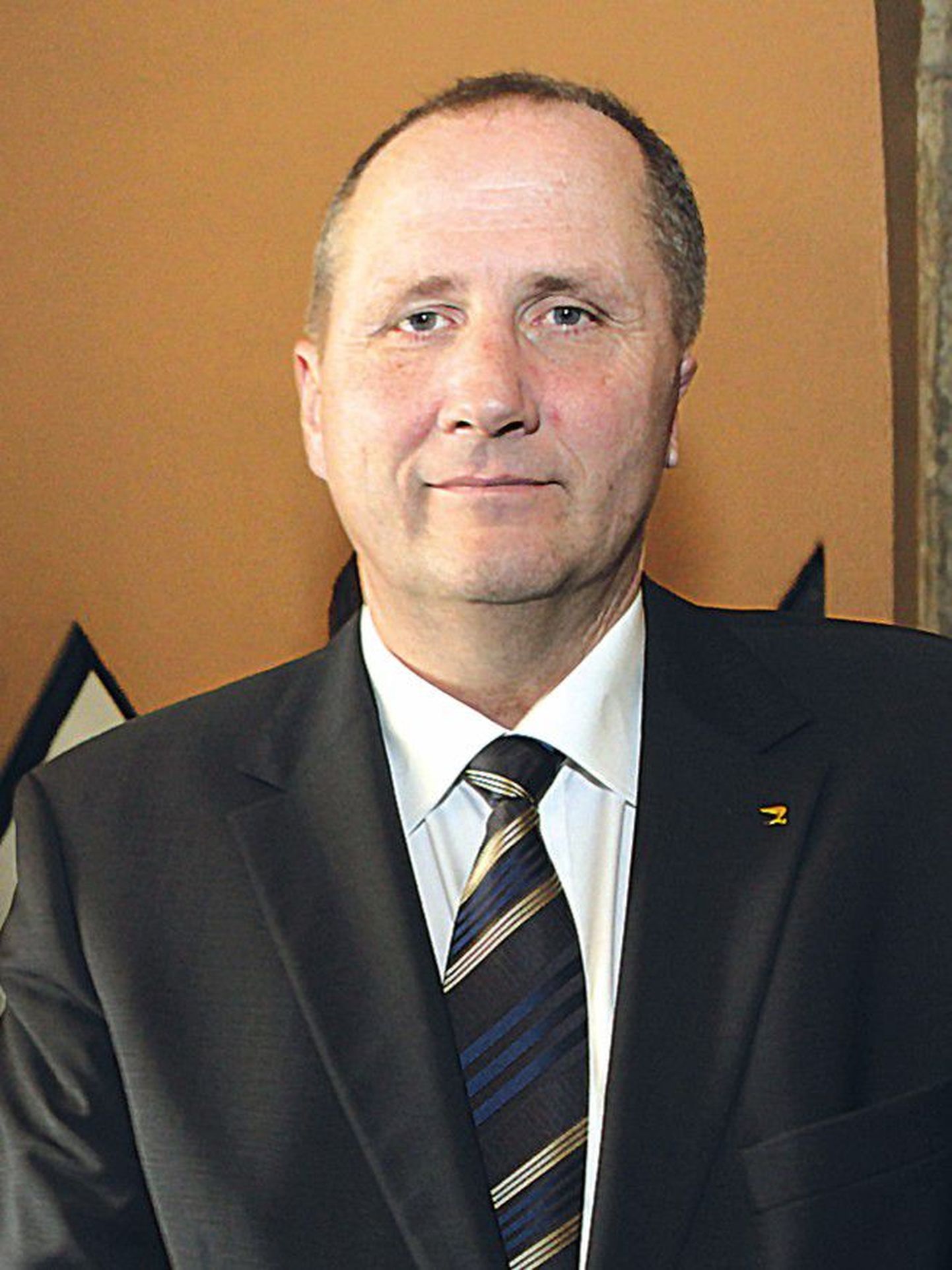 Валдо Рандпере, 
вице-председатель парламентской фракции Партии реформ