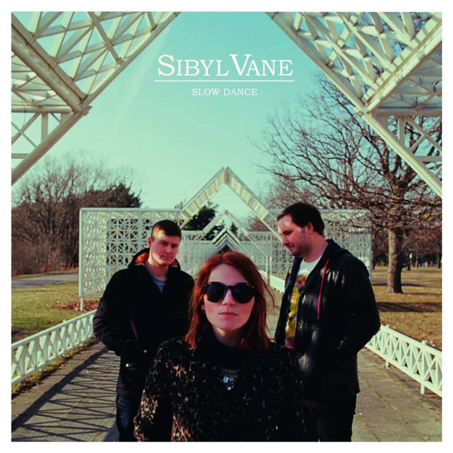 Üle kahe aasta tagasi Läti plaadifirma I Love You Records alt debüütalbumi välja andnud Sibyl Vane on tagasi uue materjaliga, andes välja uue singli „Slow Dance“.