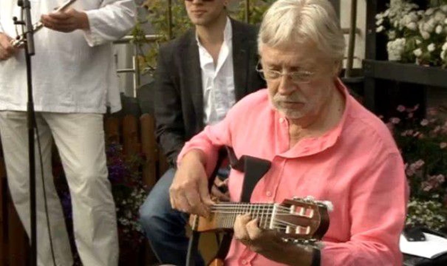 Eestis esineb kitarrivirtuoos Francis Goya