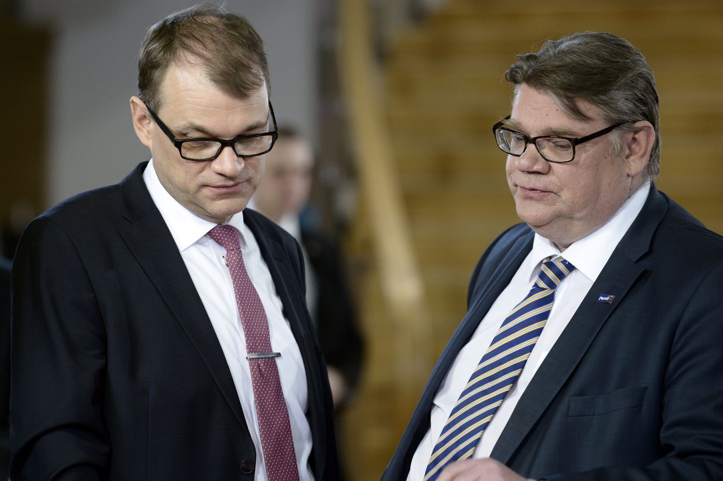 Keskerakonna juht Juha Sipilä (vasakul) ja Põlissoomlaste liider Timo Soini valimisüritusel.