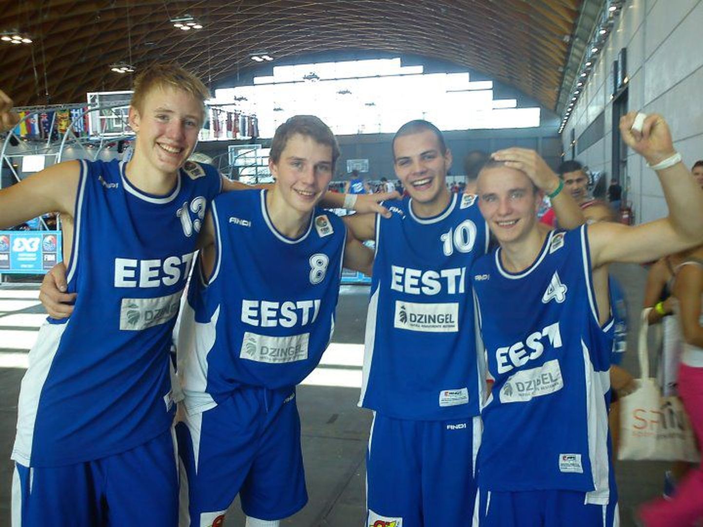 Eesti võistkond koosseisus Rauno Nurger (vasakult), Kustas Põldoja, Martin Paasoja ja Rait-Riivo Laane.
