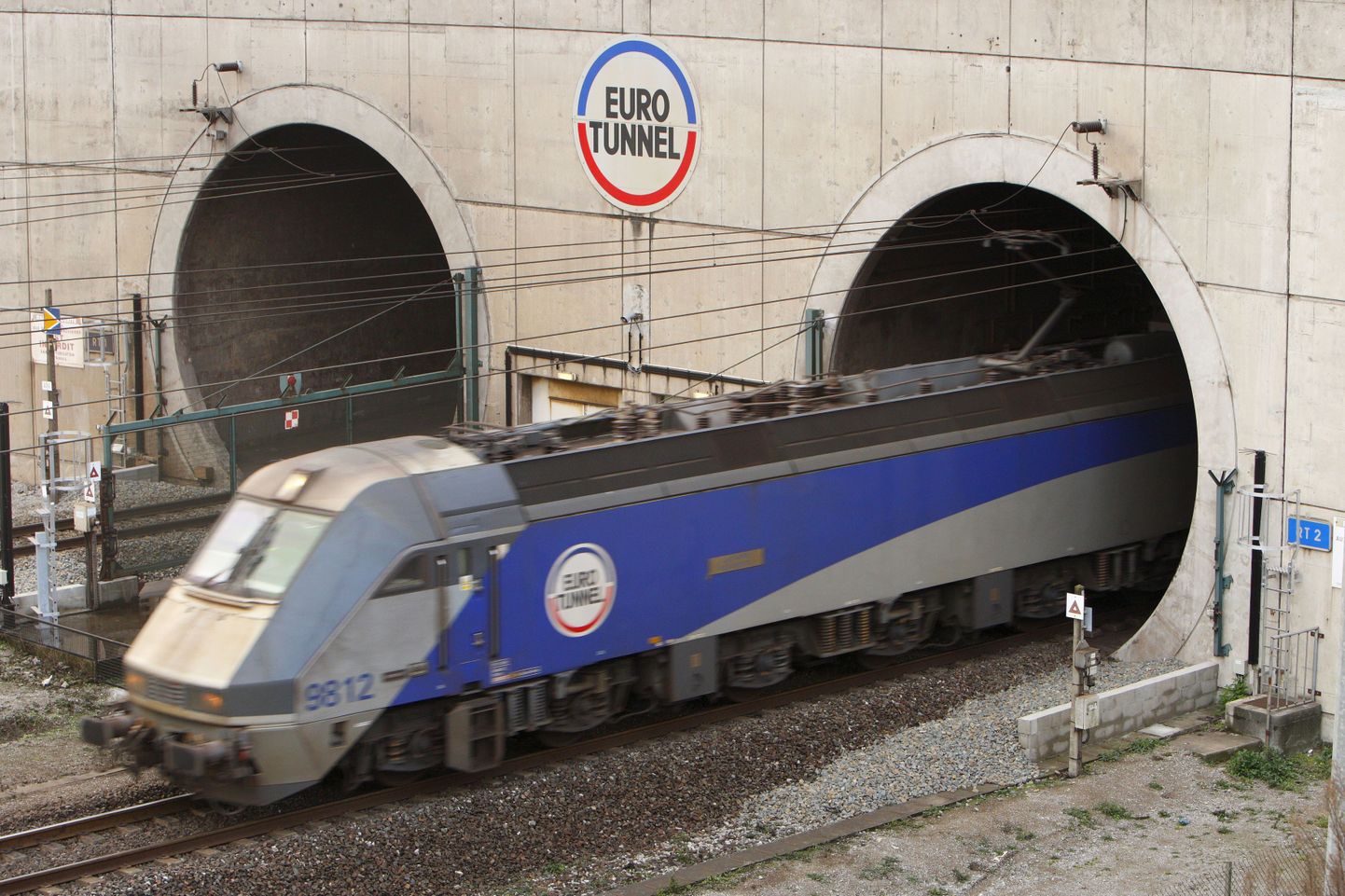 Eurotunneli praegune Prantsusmaa-poolne suue. Siitmaalt on kavas ehitada kaetud tunneliosa edasi kuni Coquelles'i terminalini.