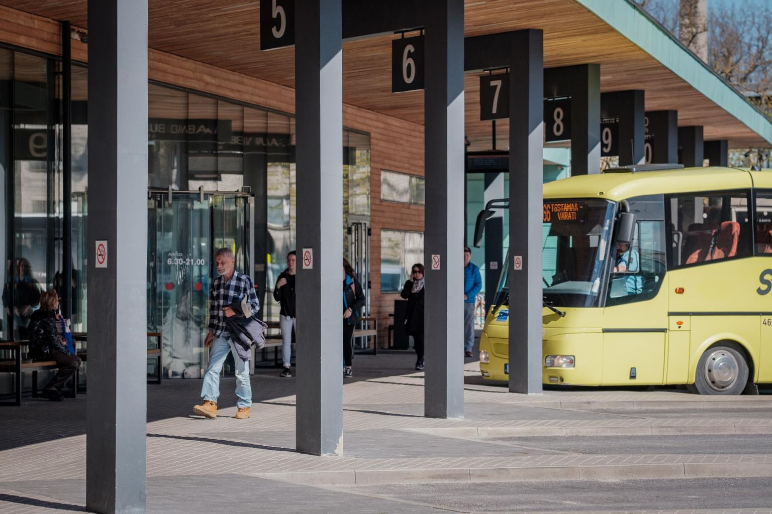 Pärnu bussijaam.