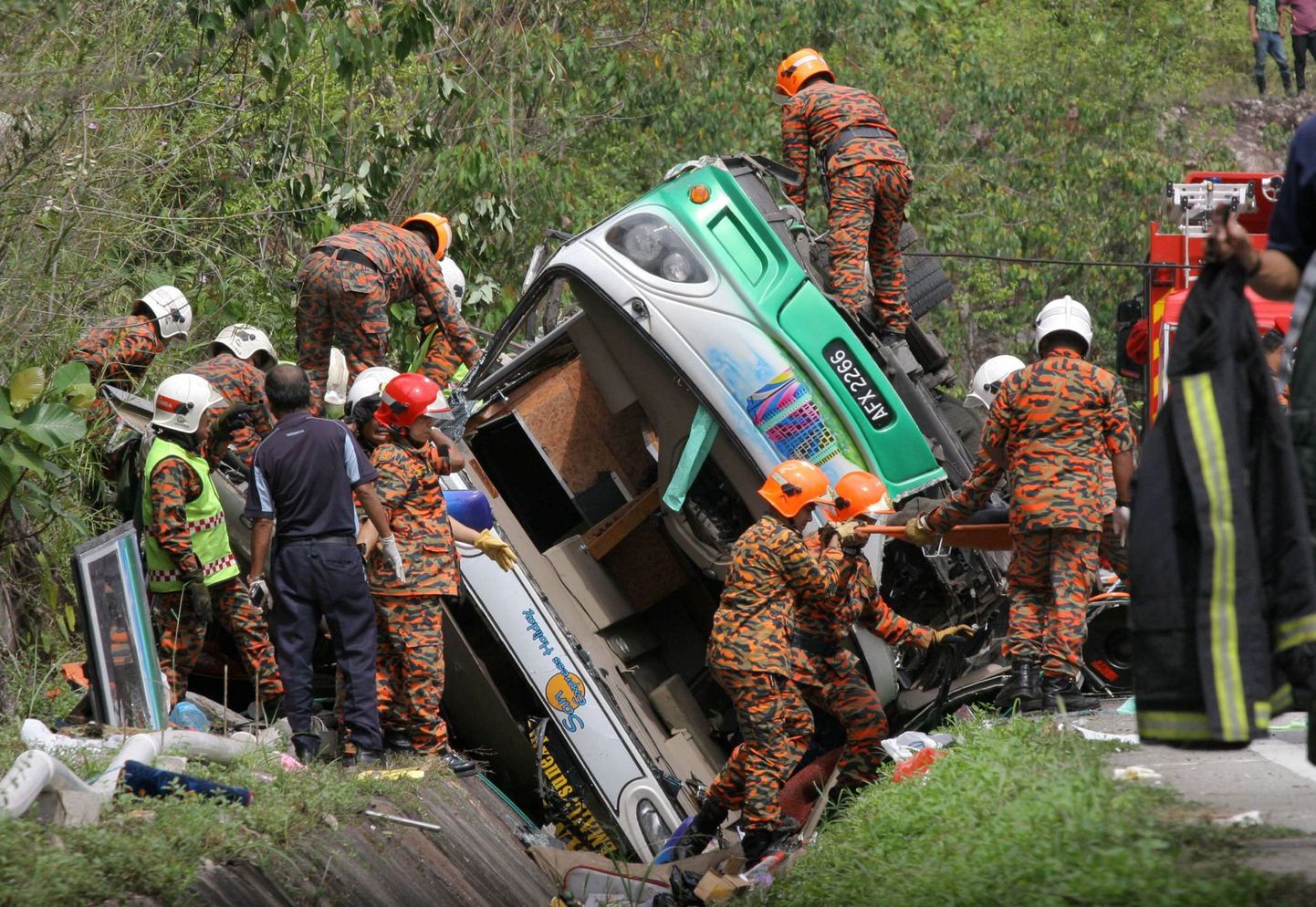 Tais hukkus bussiõnnetuses ligi 30 inimest