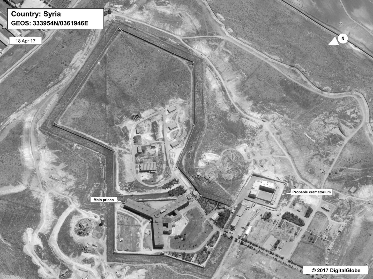 USA jäädvustus Süüria vanglakompleksist, mille juurde kuulub väidetavalt krematoorium (paremal pool).