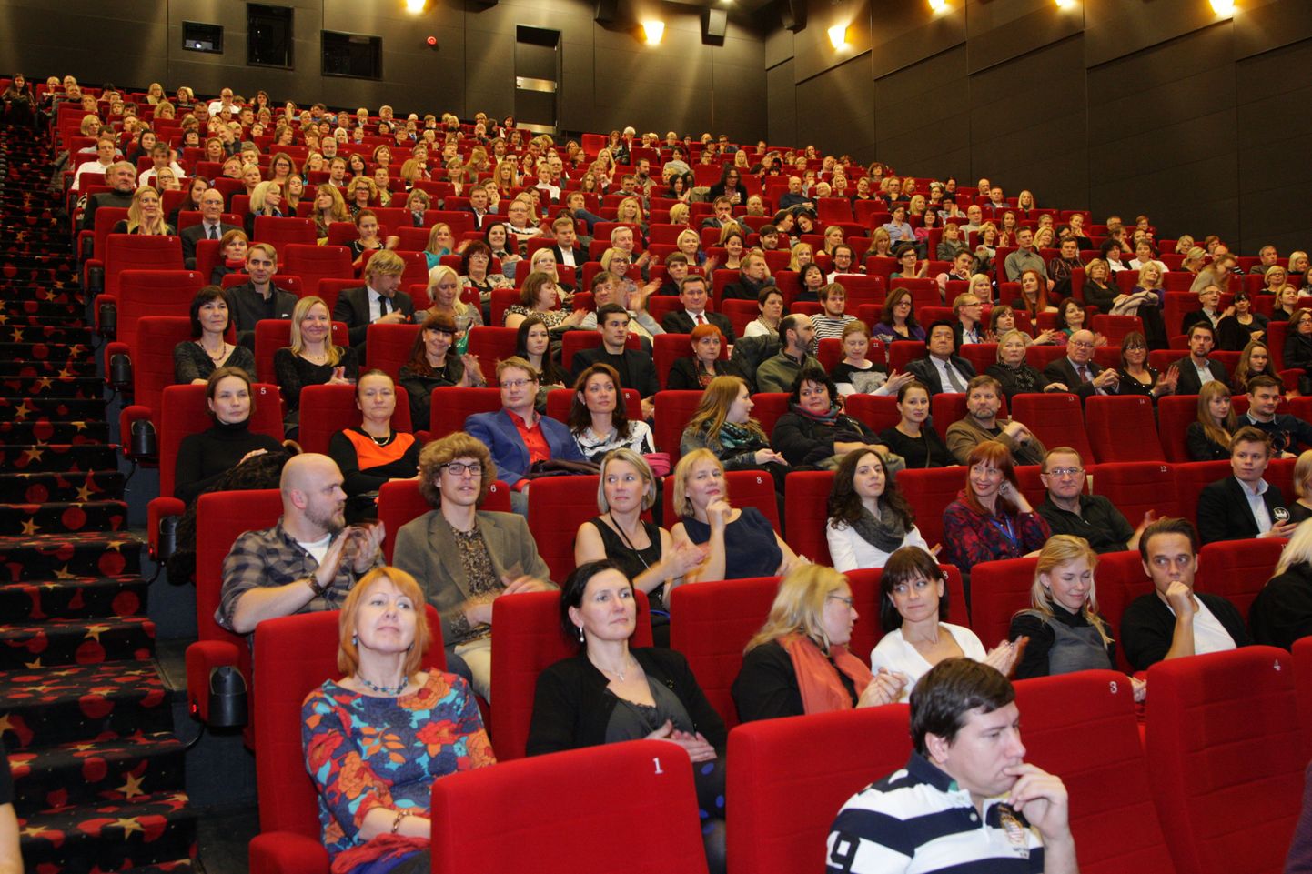 Kinode koondumine kahjustaks oluliselt konkurentsi filmide näitamise kaubaturul Tallinna ja selle lähiümbruse kinodes.