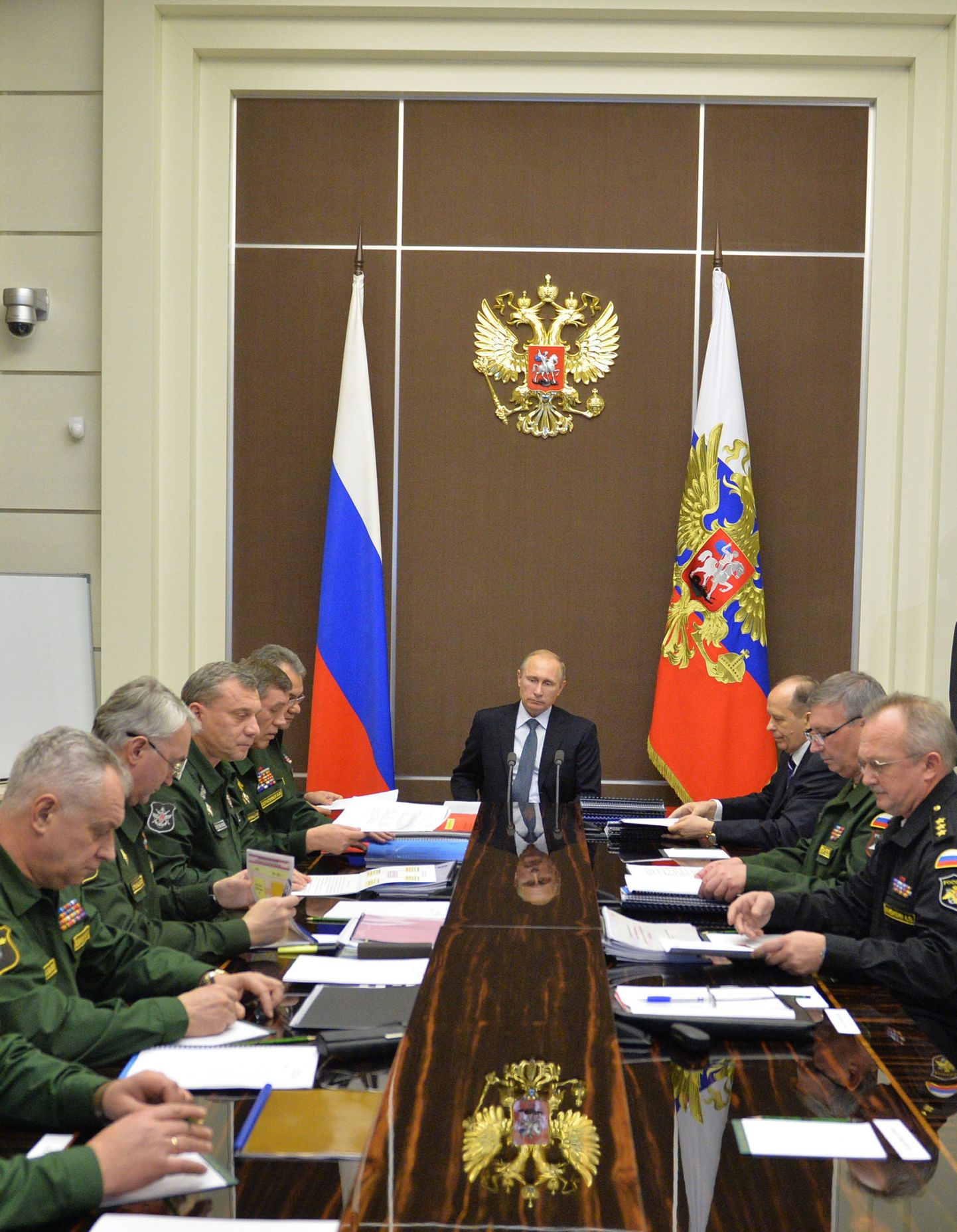 Venemaa president Vladimir Putin ja sõjaväe juhtkond Sotšis