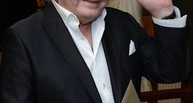 Больной Юрий Антонов покидает Россию