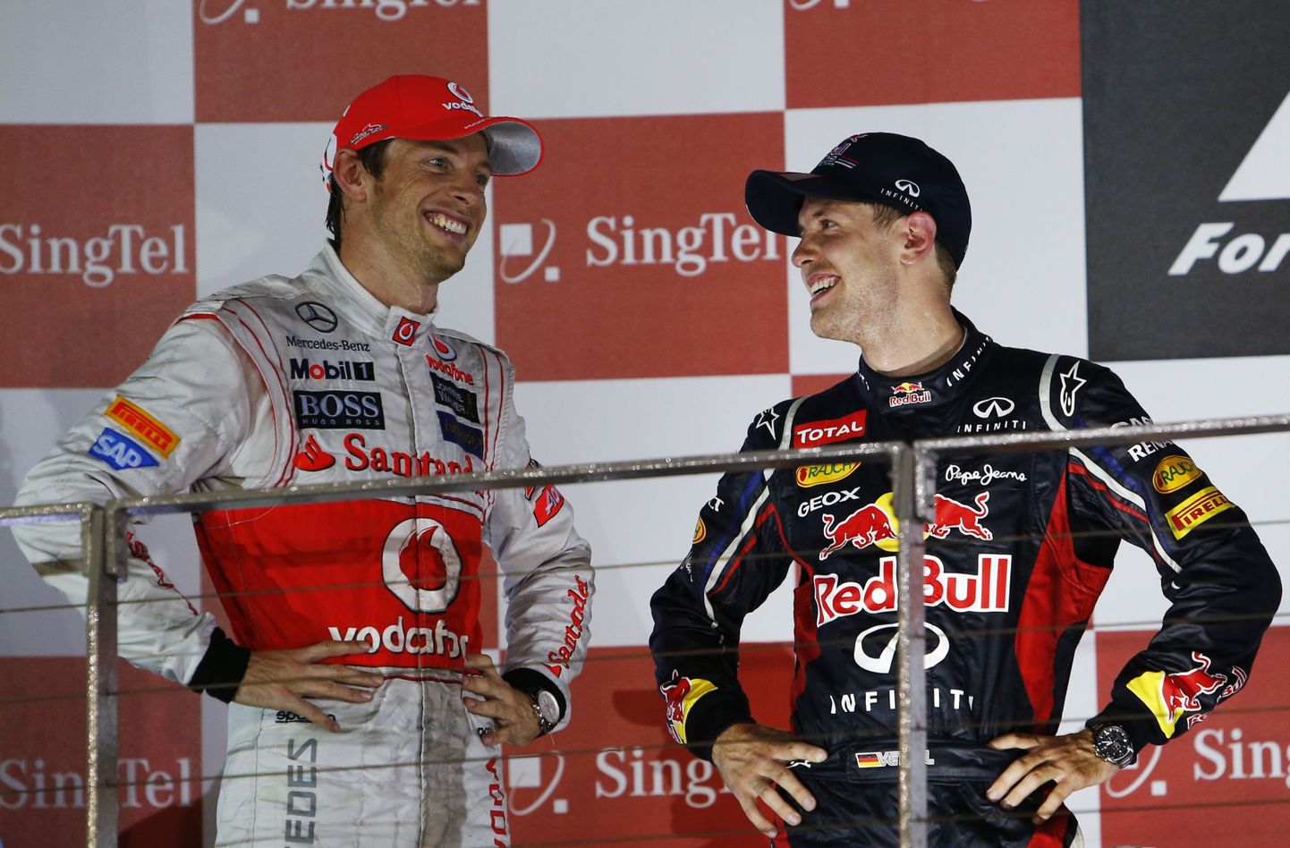 Sebastian Vettel (paremal) ja Jenson Button.