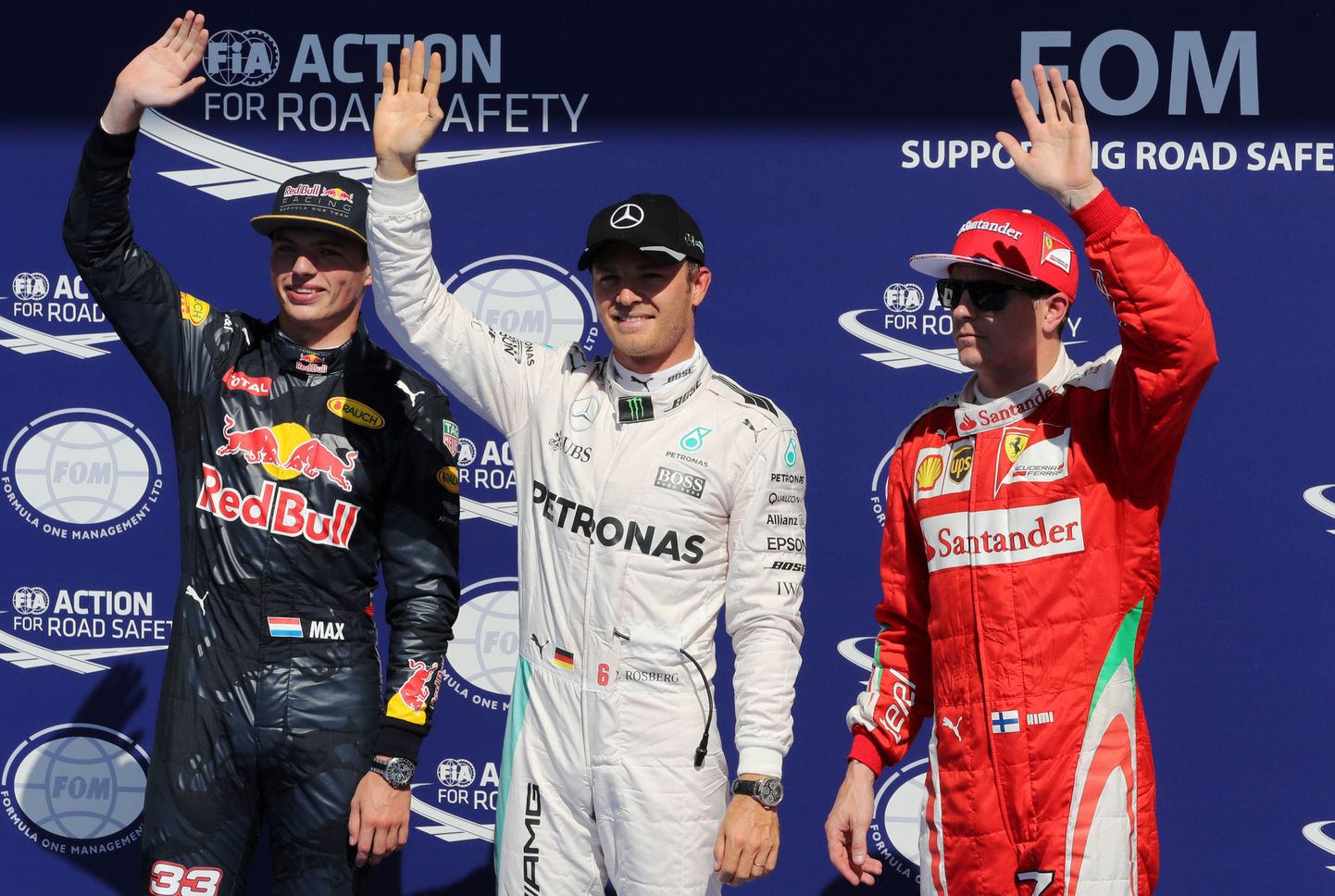 Max Verstappen (vasakul), Nico Rosberg (keskel), Kimi Räikkönen.