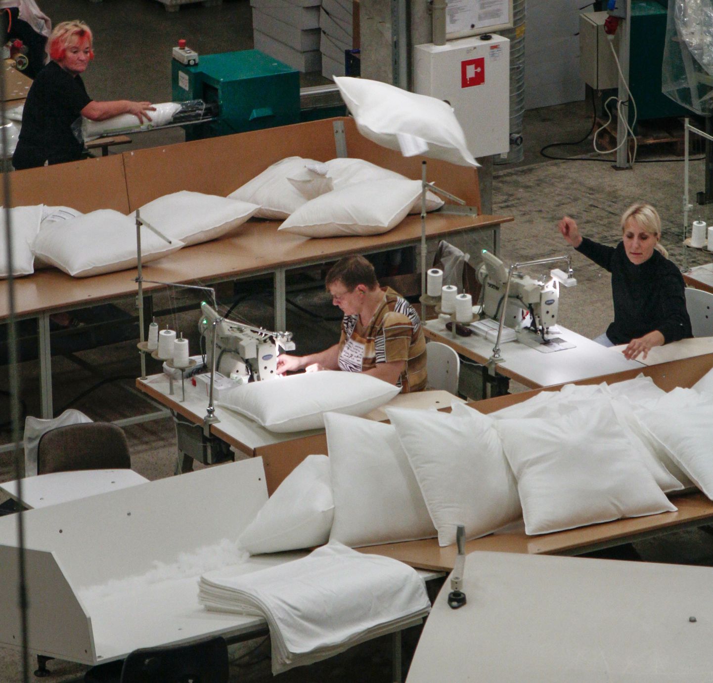 Tekstiiliettevõte Wendre koolitab koos Pärnumaa kutsehariduskeskusega kodutekstiili õmblejaid.