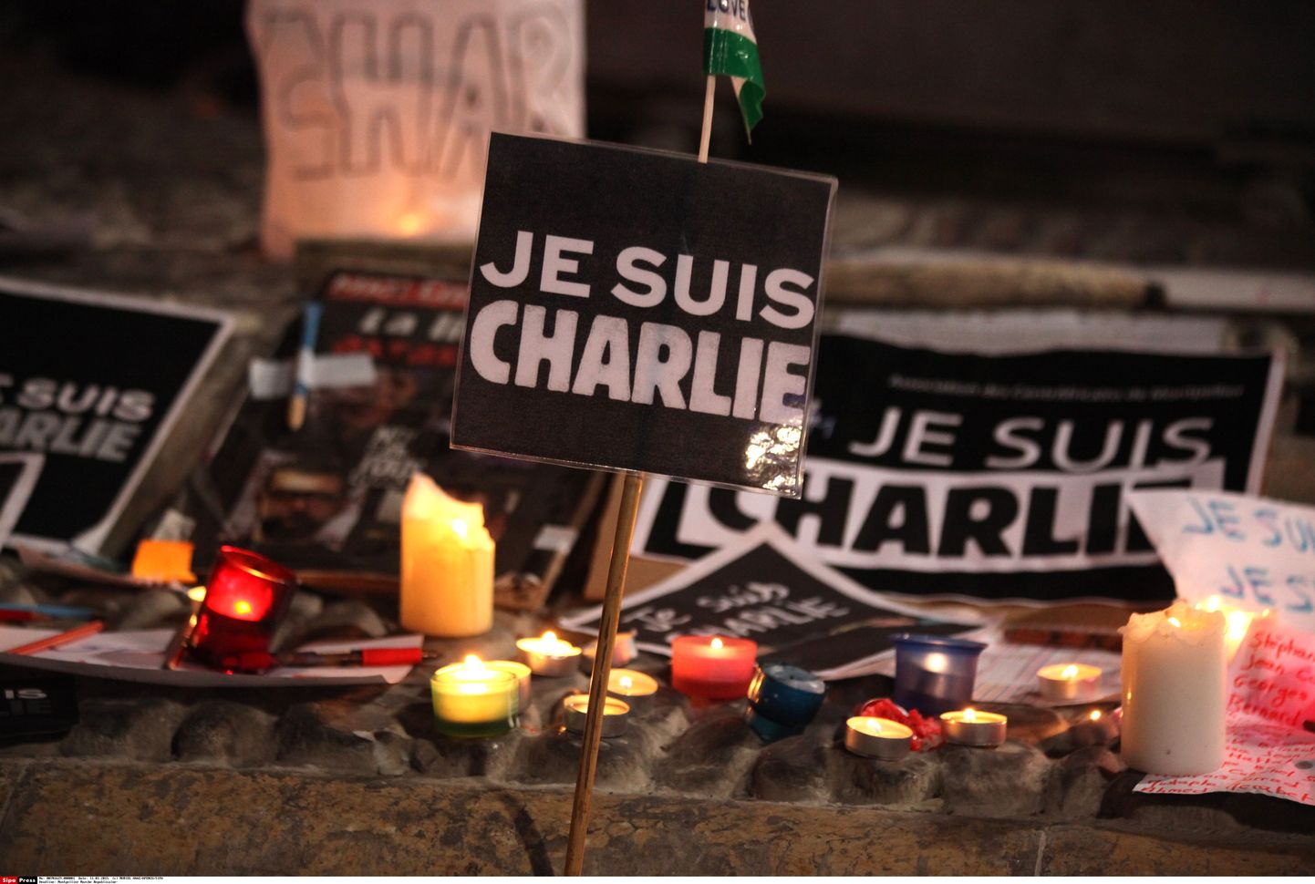 Vendade Kouachide korraldatud terrorirünnakus satiiriväljaande Charlie Hebdo toimetusele hukkus 12 inimest.